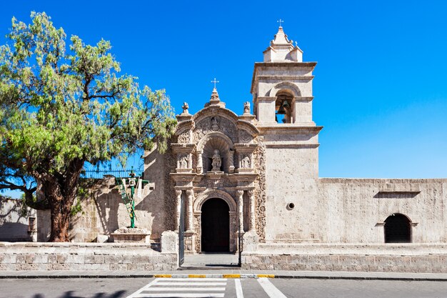 Zdjęcie kościół yanahuara w arequipa w peru