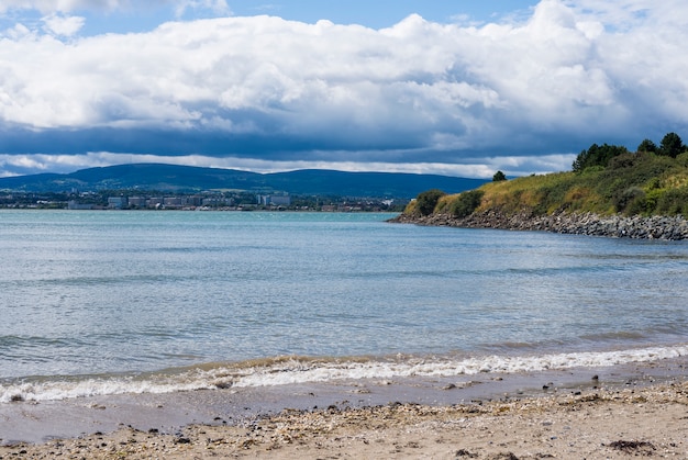 Zdjęcie krajobraz dublina zatoki seacoast