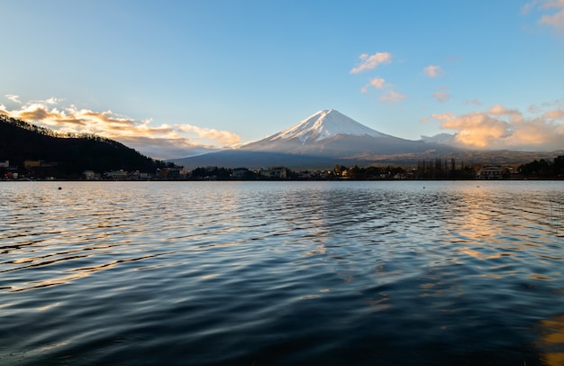 Krajobraz Fuji góra przy Jeziornym Kawaguchiko