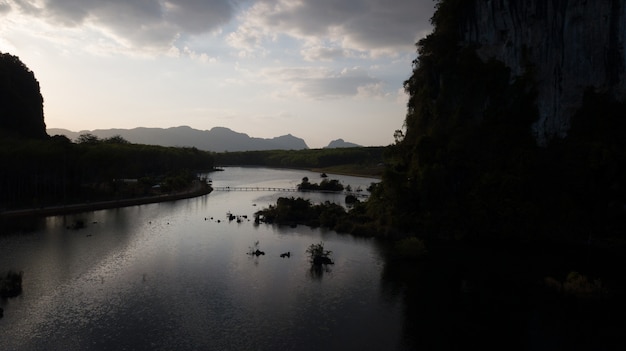 Krajobraz góra w krabi prowinci Tajlandia