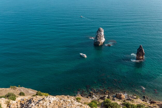 Krajobraz jesień widok na wybrzeże Morza Czarnego i przylądek Phiolent Sewastopol Krym Rosja
