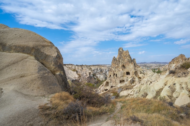 Zdjęcie krajobraz kapadocji w göreme, turcja