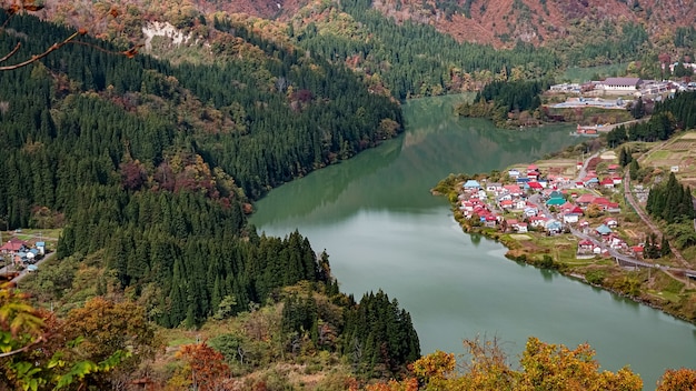 Krajobraz linii Tadami w Fukushimie, Japonia