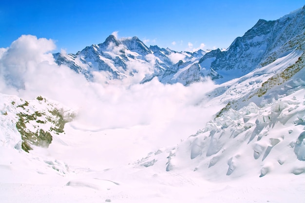 Krajobraz mgły w Jungfraujoch