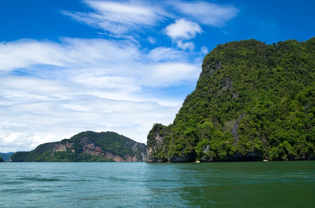 Krajobraz tropikalnej wyspy Tajlandii