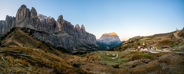 Krajobraz Włoskich Dolomitów