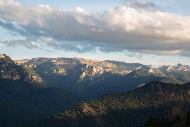 Krajobraz z Paloma Pass, Cazola Segura i Parku Narodowego Las Villas w Jaen, Hiszpania