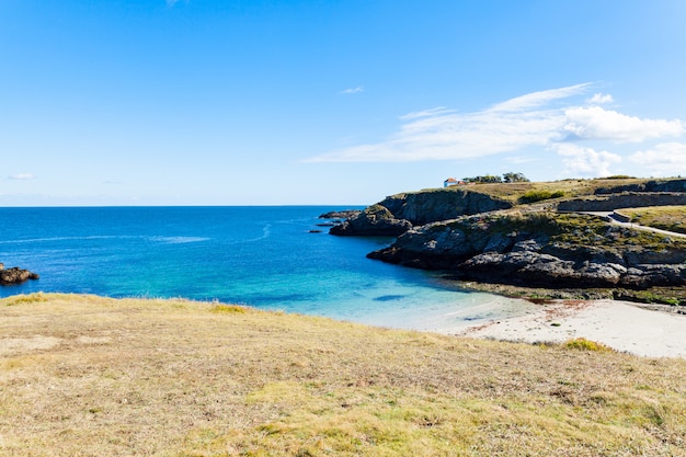 Krajobrazowa Plaża Skały Brzegi Klifów W Belle Ile En Mer W Punkcie źrebiąt W Morbihan