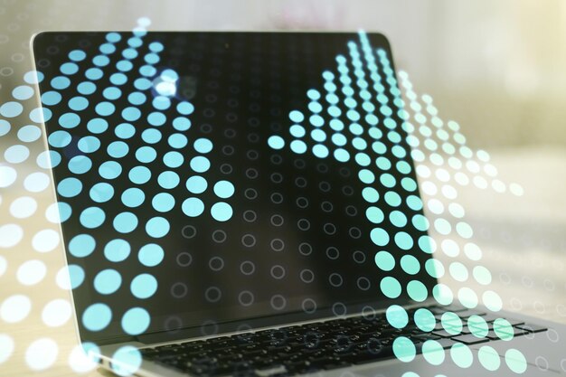 Zdjęcie kreatywny abstrakcyjny szkic strzałki w górę na nowoczesnym tle laptopa i koncepcja celu