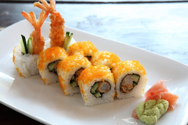 Krewetki Tempura Maki