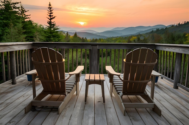Krzesła Adirondack na drewnianym pokładzie zapraszające do relaksu w trakcie podróży