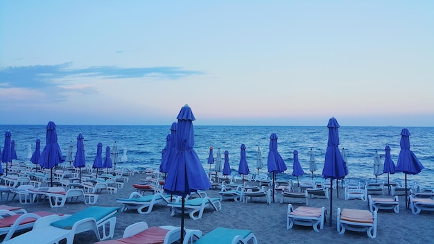 Krzesła na plaży