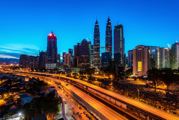 Kuala Lumpur Panoramę Miasta O Zmierzchu, Kuala Lumpur Malezji