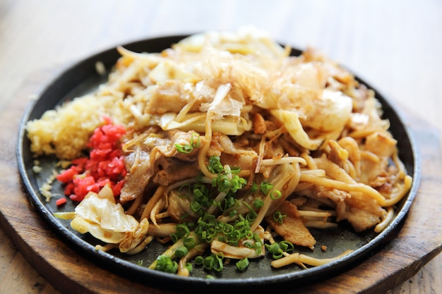 Kuchnia Japońska, Smażony Makaron Yakisoba