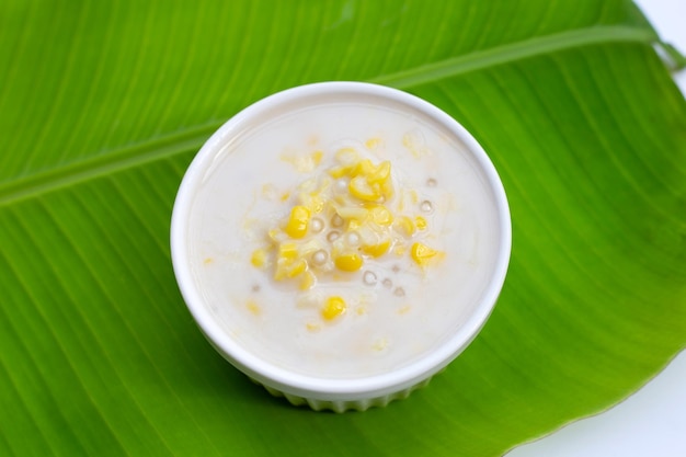 Kukurydza z sago w słodkim mleku kokosowym