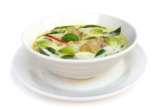 Kurczak w zielonym curry z mlekiem kokosowym (Kaeng keiaw waan)