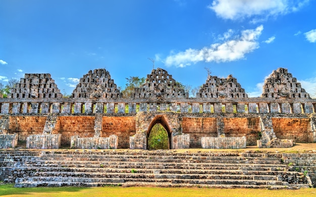 La Casa De Las Palomas W Mieście Majów Uxmal W Meksyku