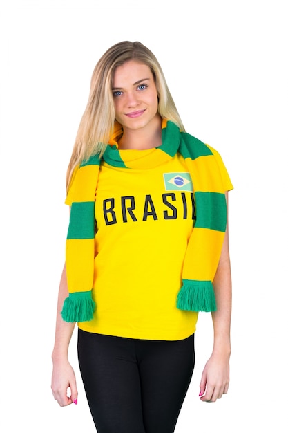 Ładny kibic w brasilowej koszulce
