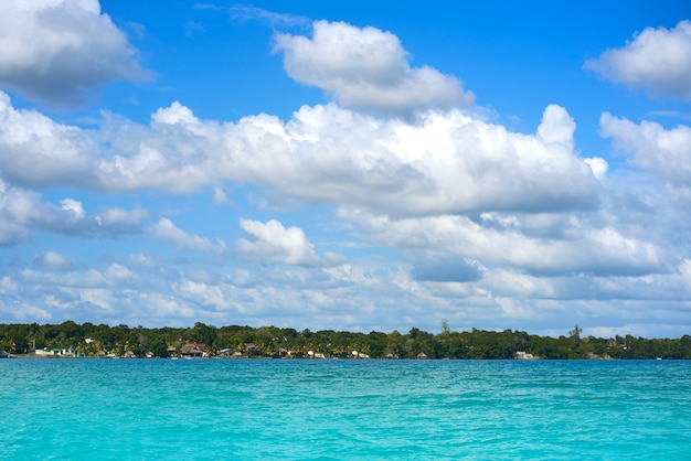 Laguna de Bacalar Lagoon w Meksyku Majów