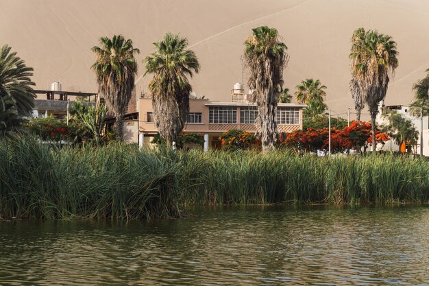 Zdjęcie laguna huacachina w peru