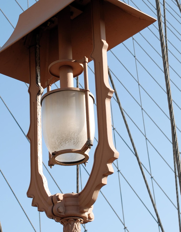 Zdjęcie lampa na moście w brooklynie