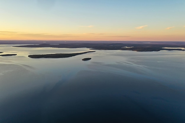 las jezioro widok z góry, krajobraz natura widok las, tło