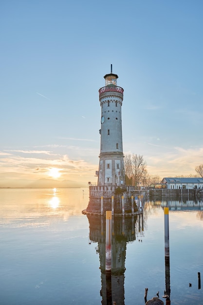 Latarnia morska Lindau na Jeziorze Bodeńskim Niemcy