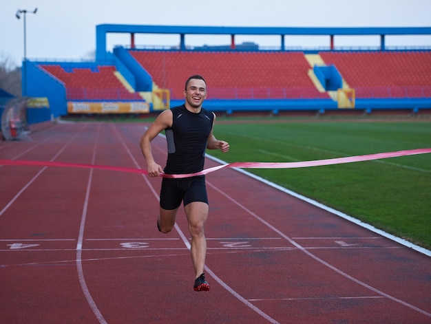 lekkoatletyczny tor finis line