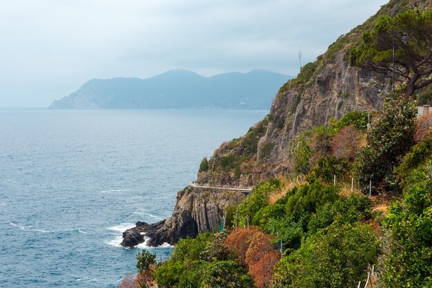 Letnie przedmieścia Riomaggiore Cinque Terre