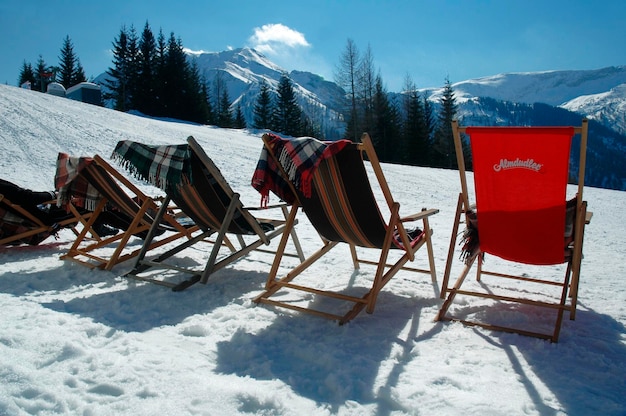 Leżaki z widokiem na góry Pertisau Austria