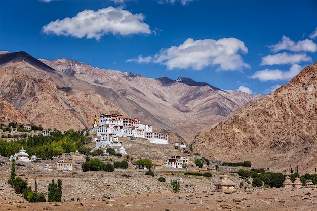 Likir Gompa Tybetański klasztor buddyjski w Himalajach