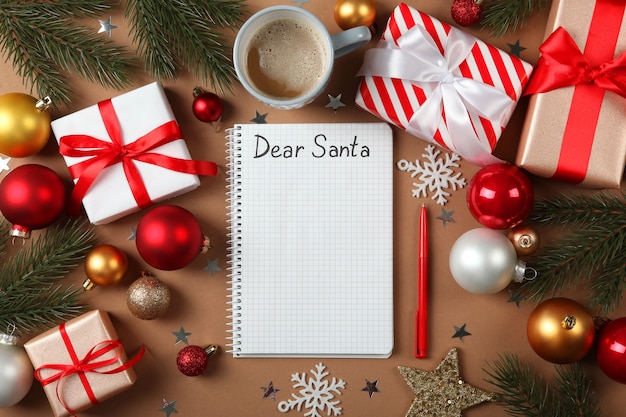 Lista życzeń Na Boże Narodzenie I Nowy Rok Oraz świąteczny Widok Z Góry
