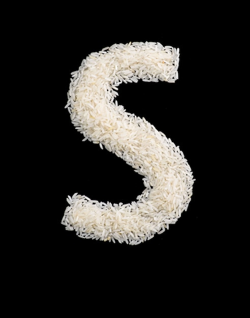 Litera alfabetu ziarna białego ryżu