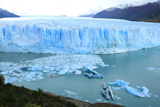 Lodowiec Perito Moreno w Parku Narodowym Los Glaciares w El Calafate Patagonia Argentyna