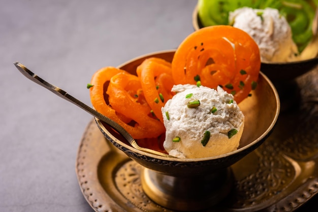 Lody Jalebi Połączenie Indyjskiego Deseru Z Niespodzianką