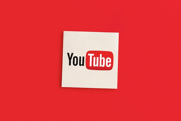 Logo Youtube Na Czerwonym Tle