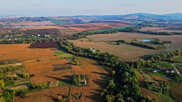 Lot Nad Polami Za Zachodnią Ukraińską Wioską Widok Z Lotu Ptaka