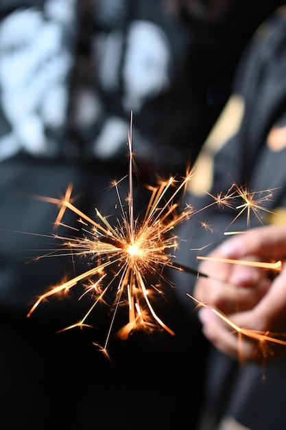 Zdjęcie luces de bengala chispas de fiesta