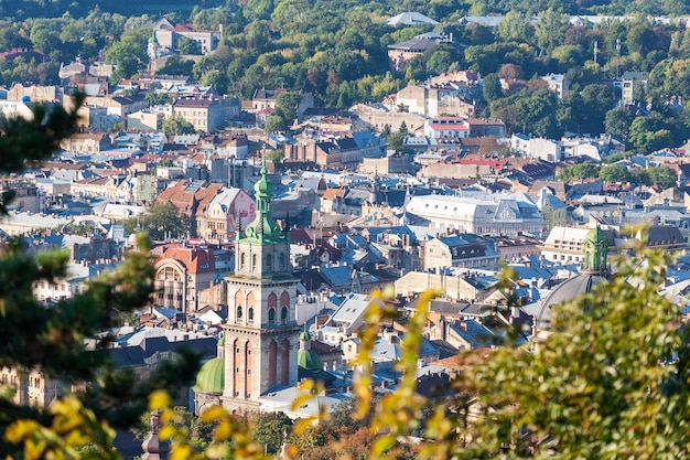 Lwów Ukraina Widok na zabytkowe centrum miasta z lotu ptaka