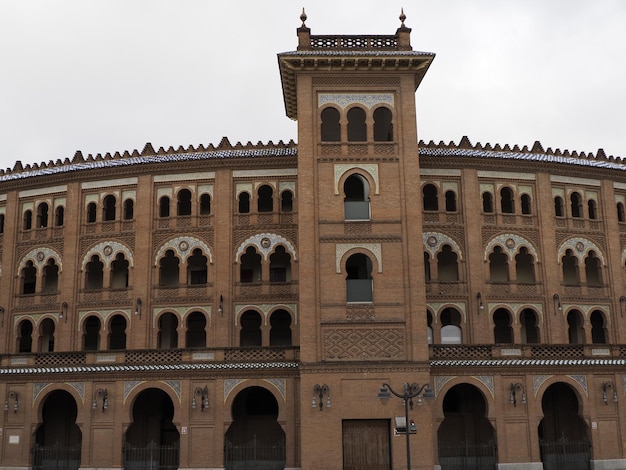 Madryt plaza de toros walka byków historyczna arena Las ventas