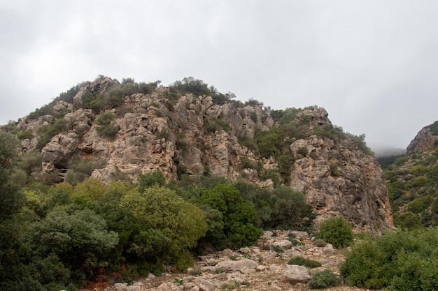 Majestatyczny Djebel Zaghouan Oszałamiająca góra Tunezji