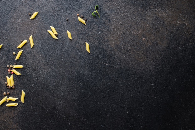 makaron penne danie główne kuchnia włoska posiłek z pszenicy durum