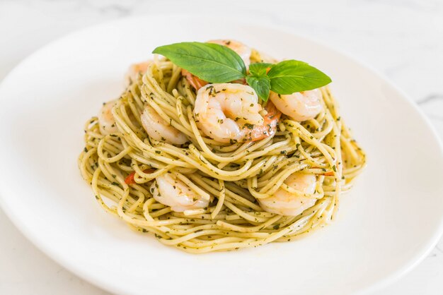 Makaron Spaghetti Z Pesto I Krewetkami