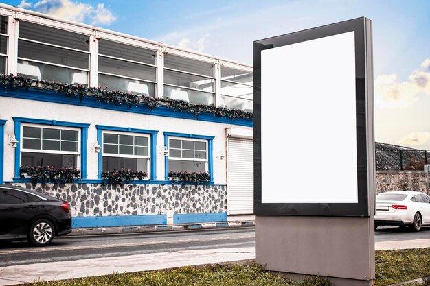 Makieta billboardu szyldowego i szablon pustej ramki do projektowania graficznego prezentacji logo