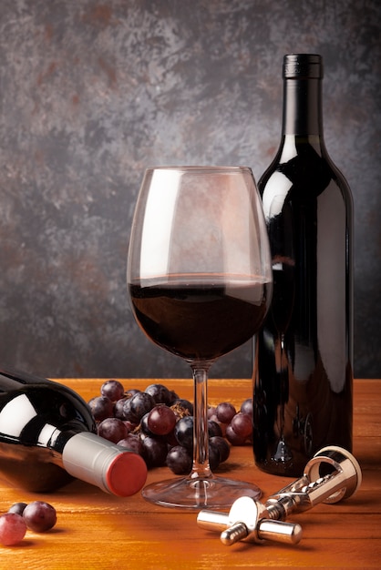 Makro elementy degustacja wina na stole