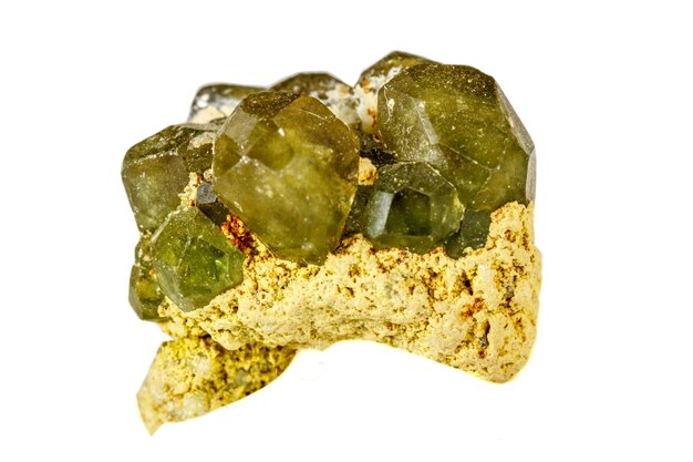 Makro Kamień Demantoid Mineralny Na Białym Tle