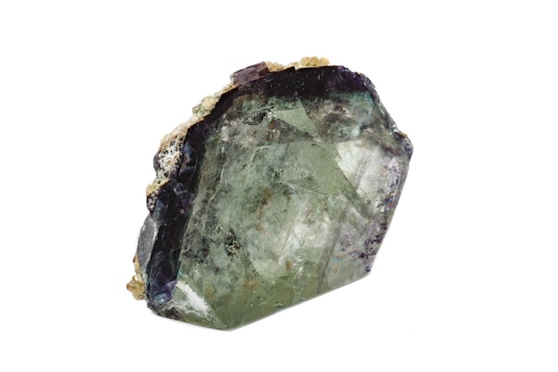 Makro kamienia mineralnego Fluoryt na białym tle