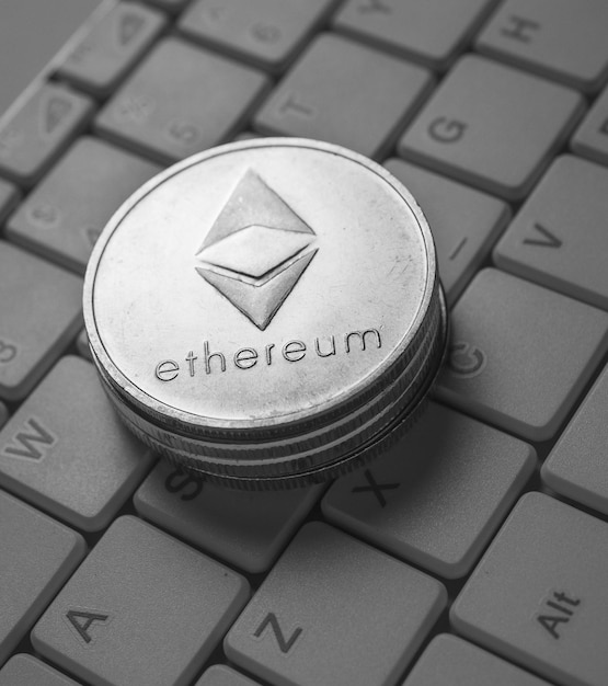 Makro kryptowaluty Ethereum z bitową monetą