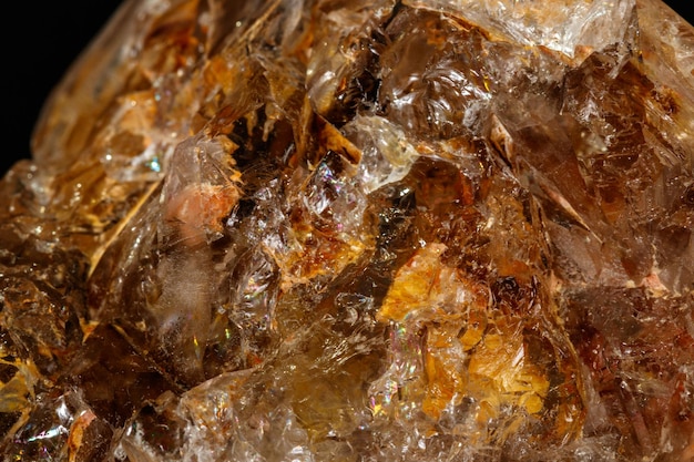 Makro mineralny kamień Fenster Quartz Crystal na czarnym tle