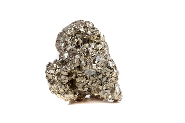 Makro mineralny kamień Piryt złoto na białym tle